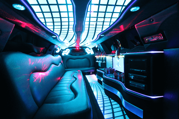 8-10 passenger traditional limousine interior 1